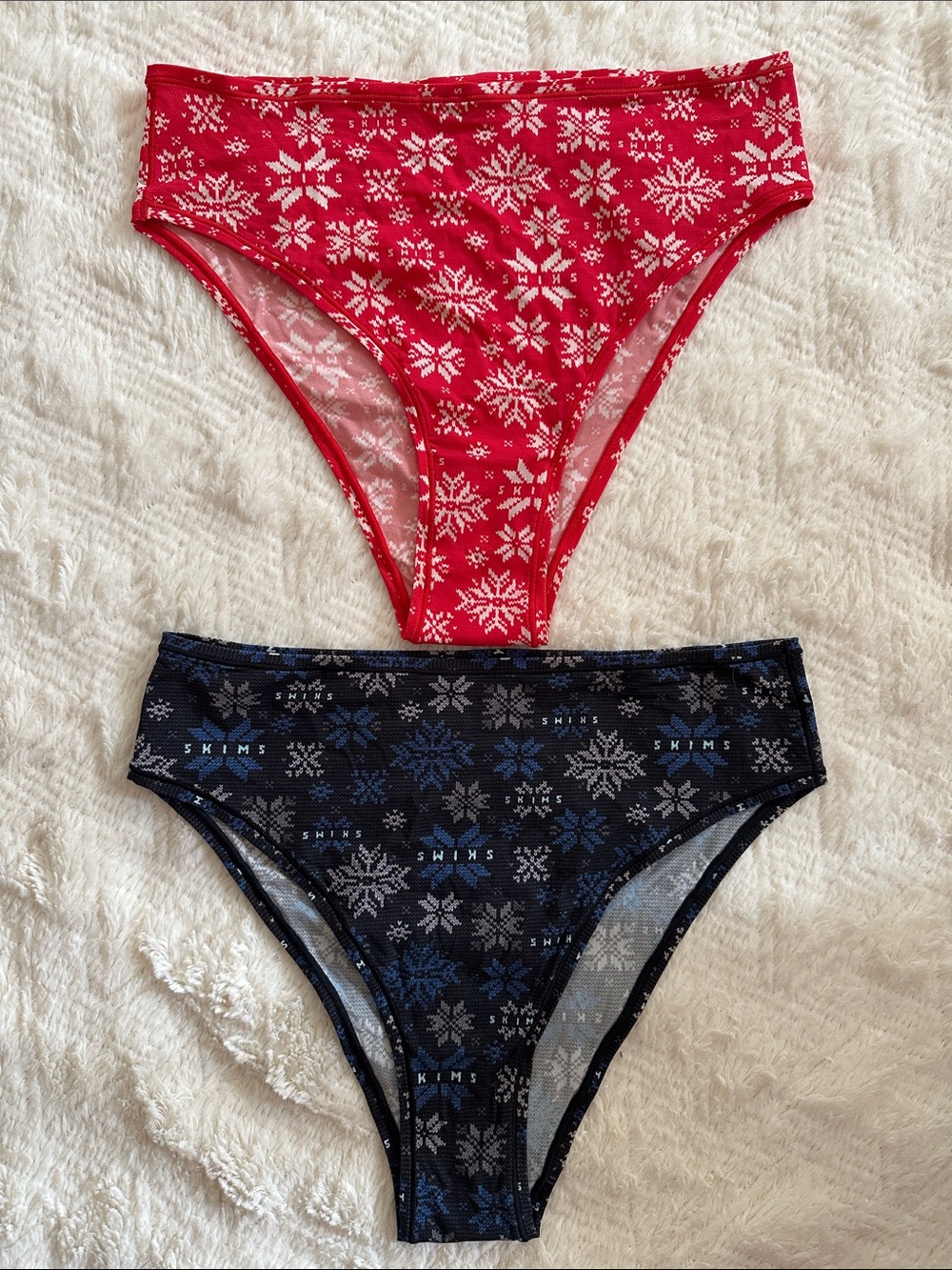 SKIMS 2- piece set of Snowflake Bikini Briefs